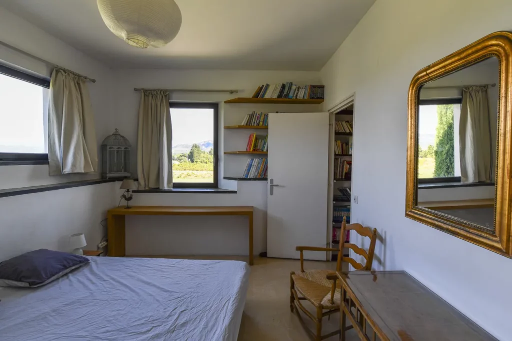 piscine-chambres-mas-du-grialou-location-maison-famille-nombreuse-domaine-vaucluse-carpentras-mont-ventoux-dentelles-provence-93